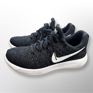 Women’s LunarEpic Low Flyknit size 6